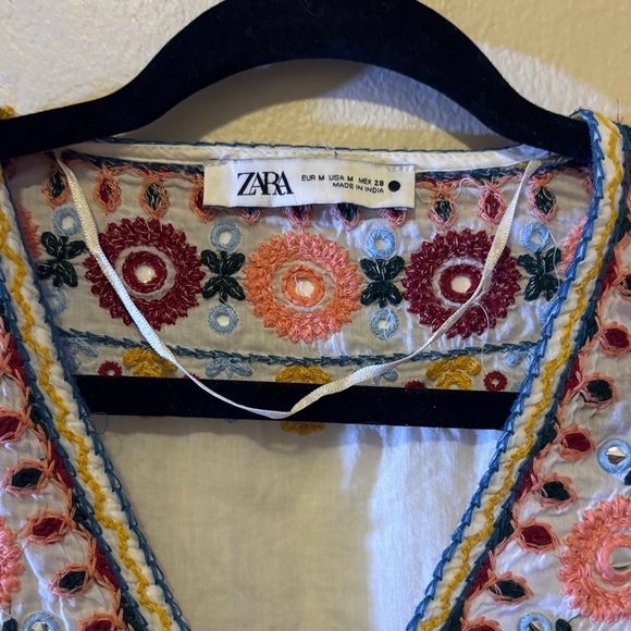 Zara Multicolor Embroidered Blouse - Picture 2 of 2